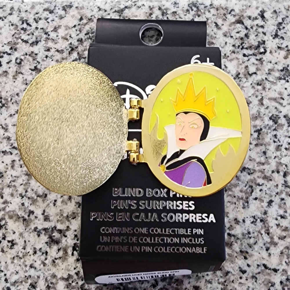 Loungefly Disney Villains Portrait Hinge Locket Pin Snow White Evil Queen